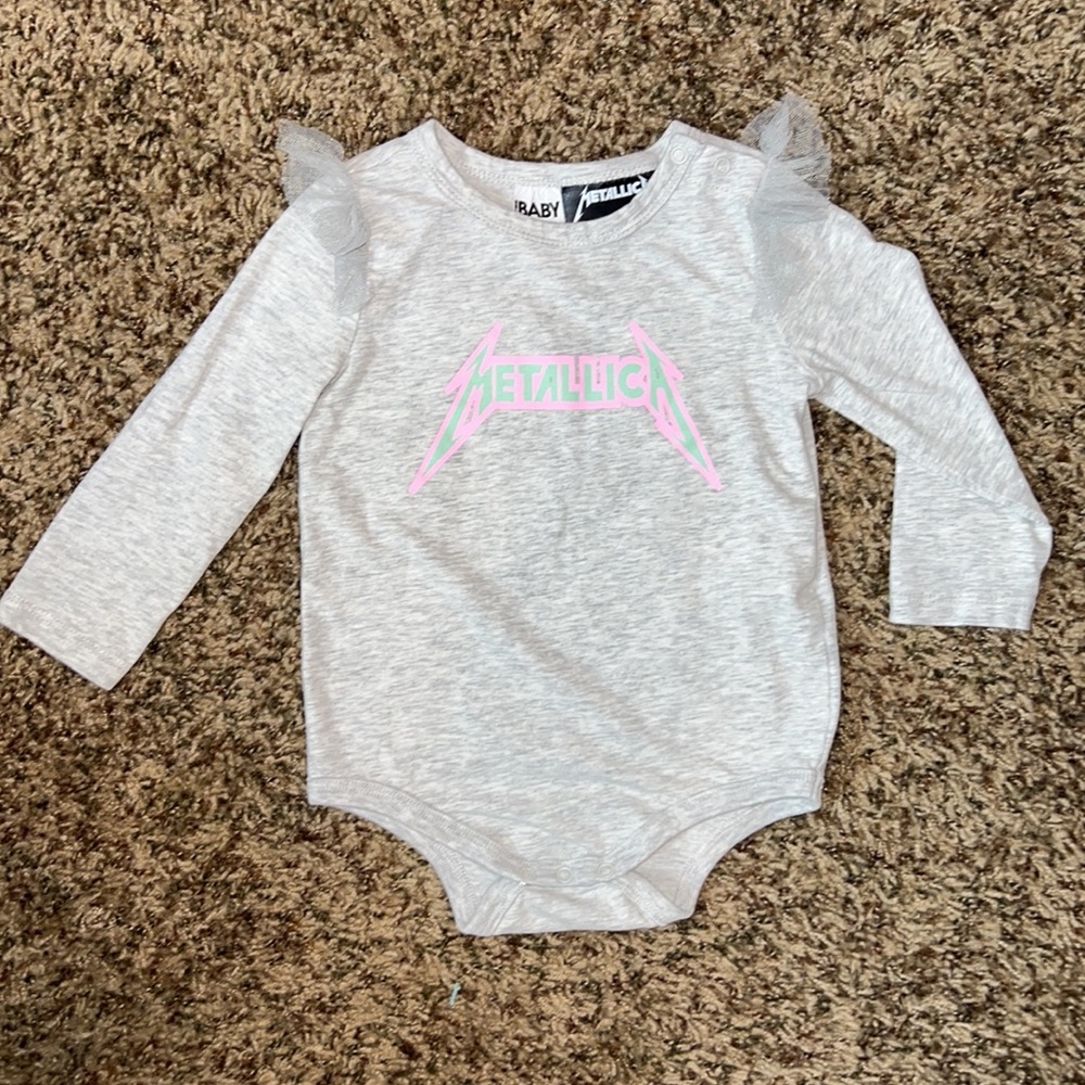 💞Cotton On Metallica Onesie 💘